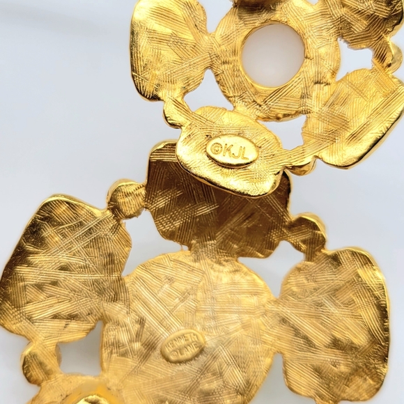 Kenneth Jay Lane Pearl Flower Gold Satin Spring Collar Statement Necklace - Picture 11 of 12